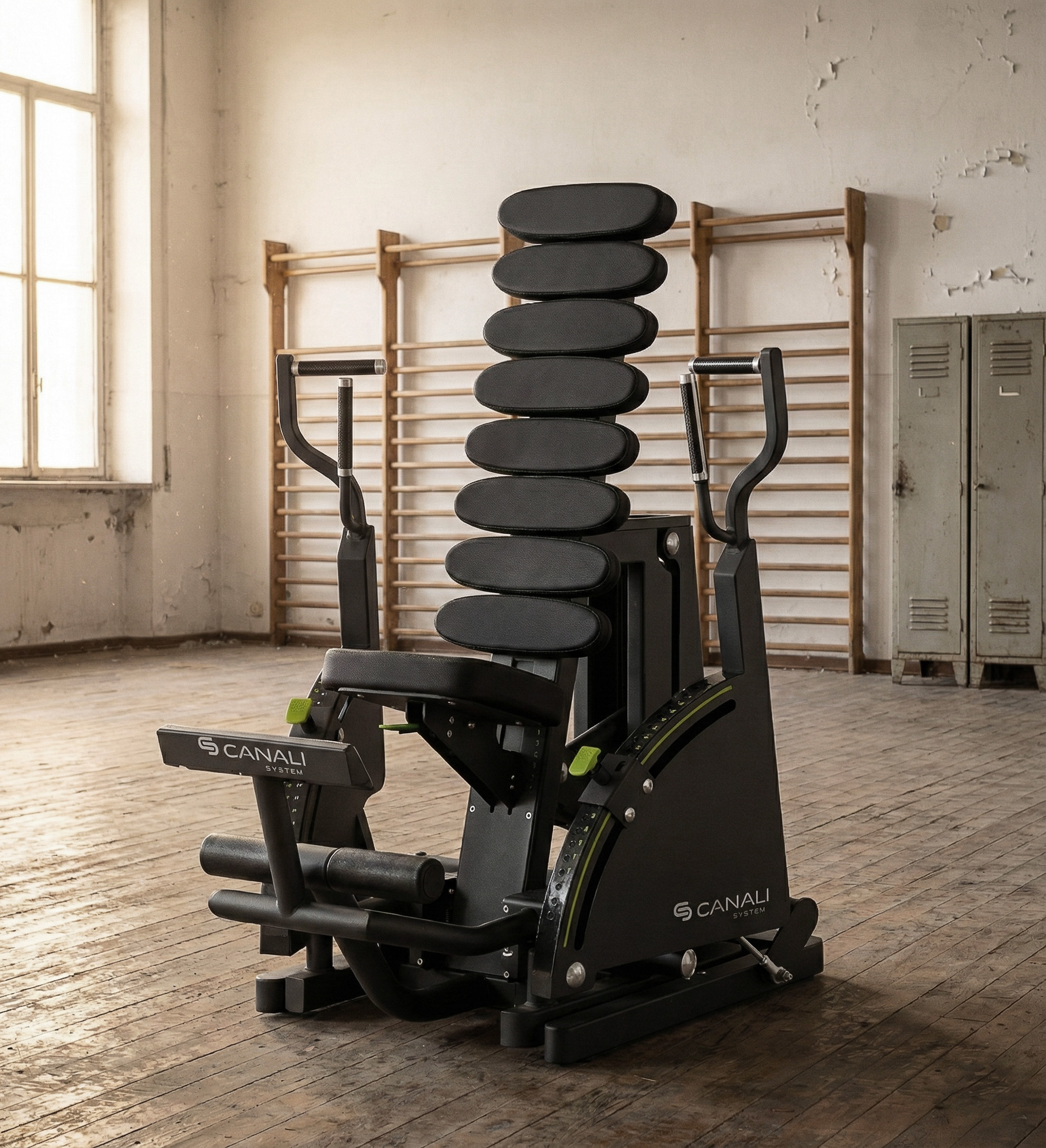 Schienale “spinale”: cuscini verticali per comfort e posizione corretta.